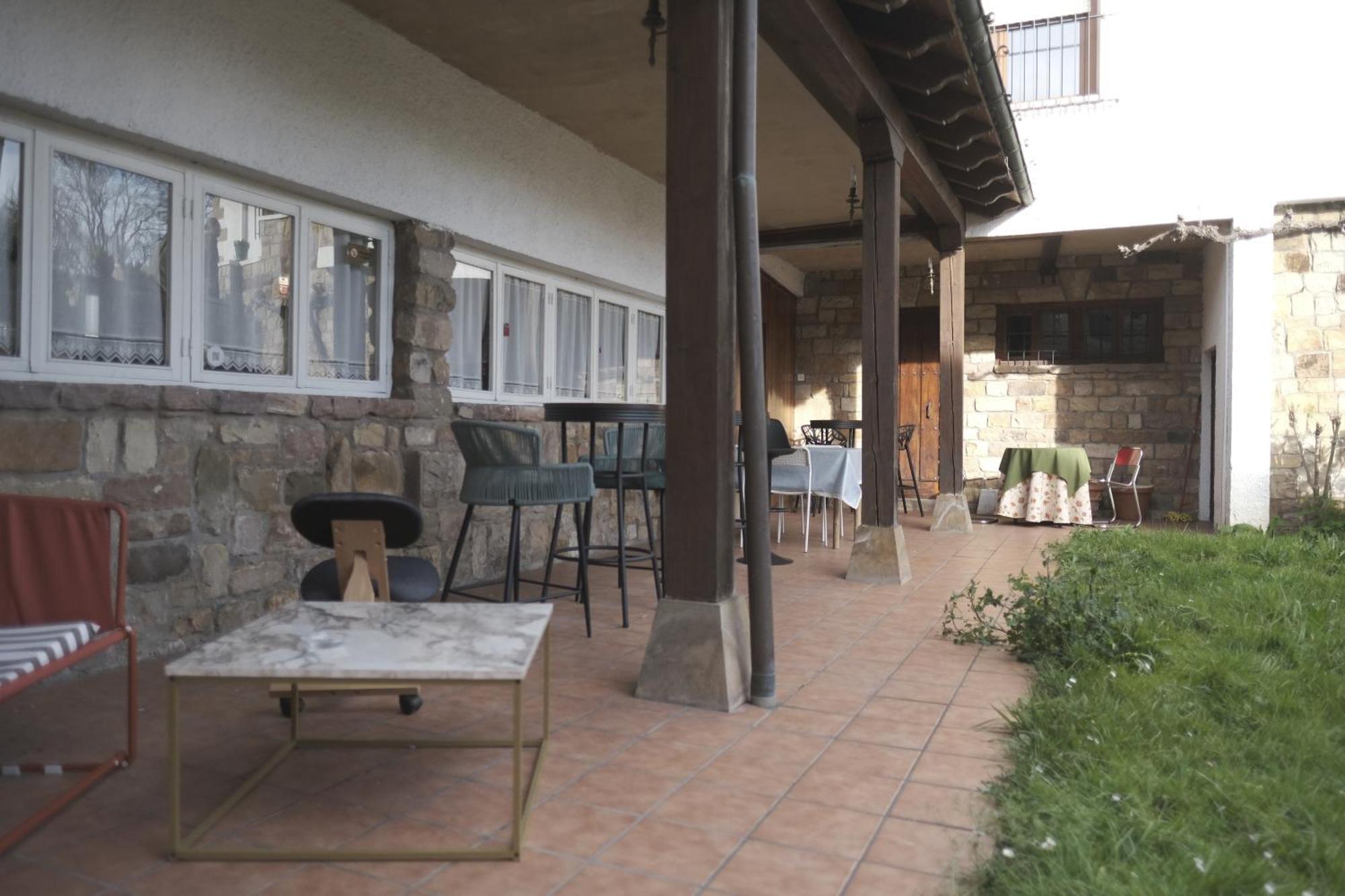 Posada La Estela De Barros Corrales De Buelna Exterior foto